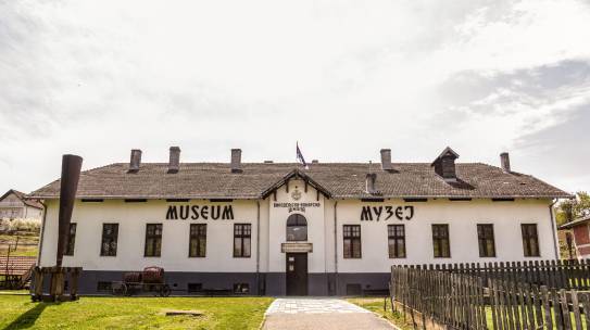 KONKURS